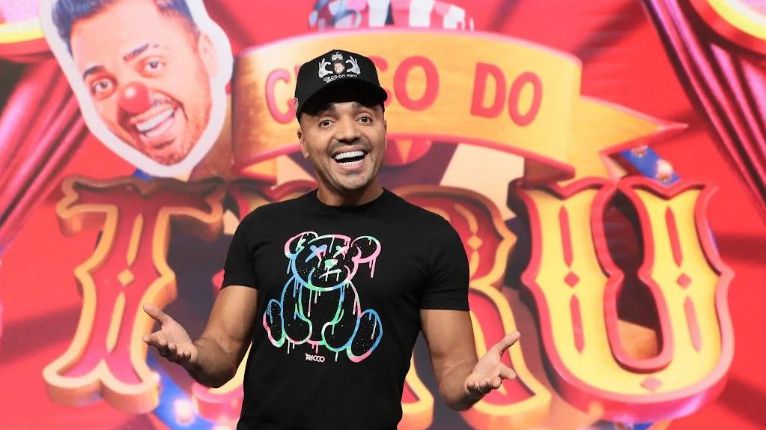 Circo do Tiru registra audiência tímida para o SBT, mas garante a diversão da família com espontaneidade e a inocência do humor
