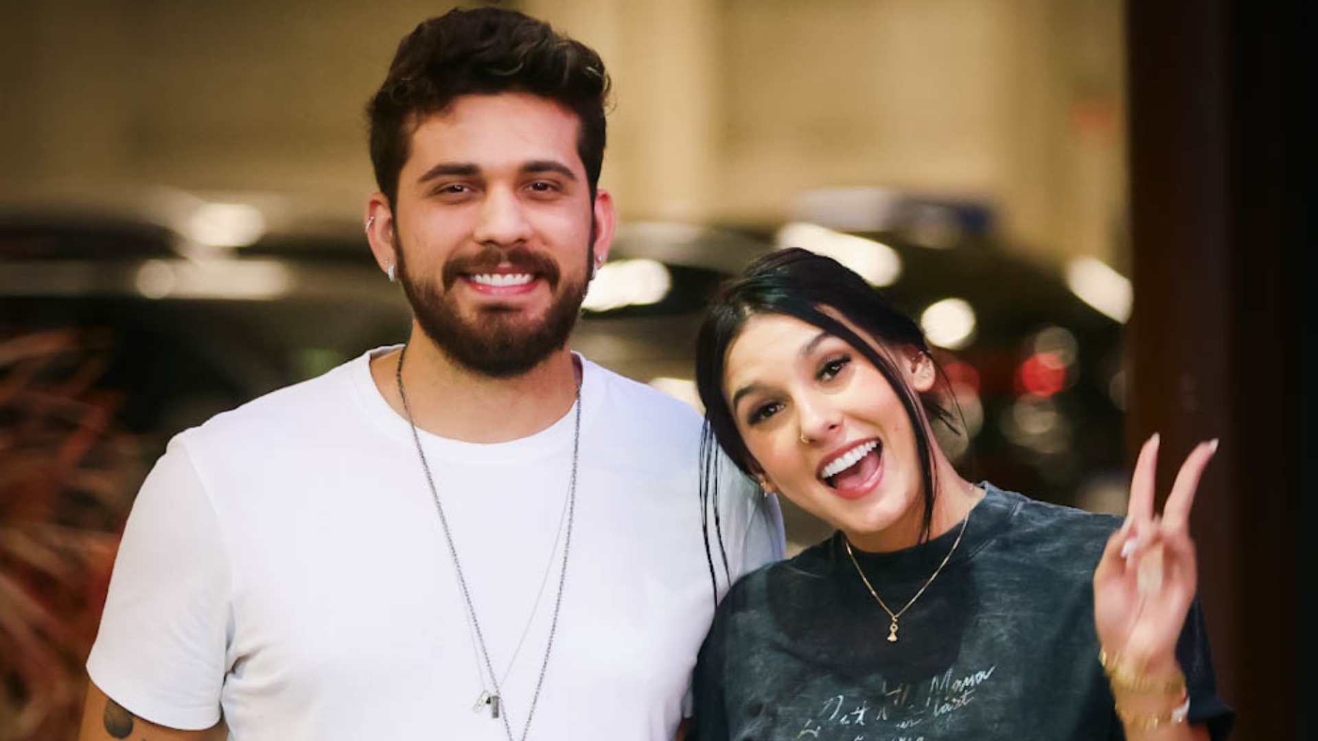 É oficial? No sigilo, Ana Castela e Gustavo Mioto são flagrados de mãos dadas