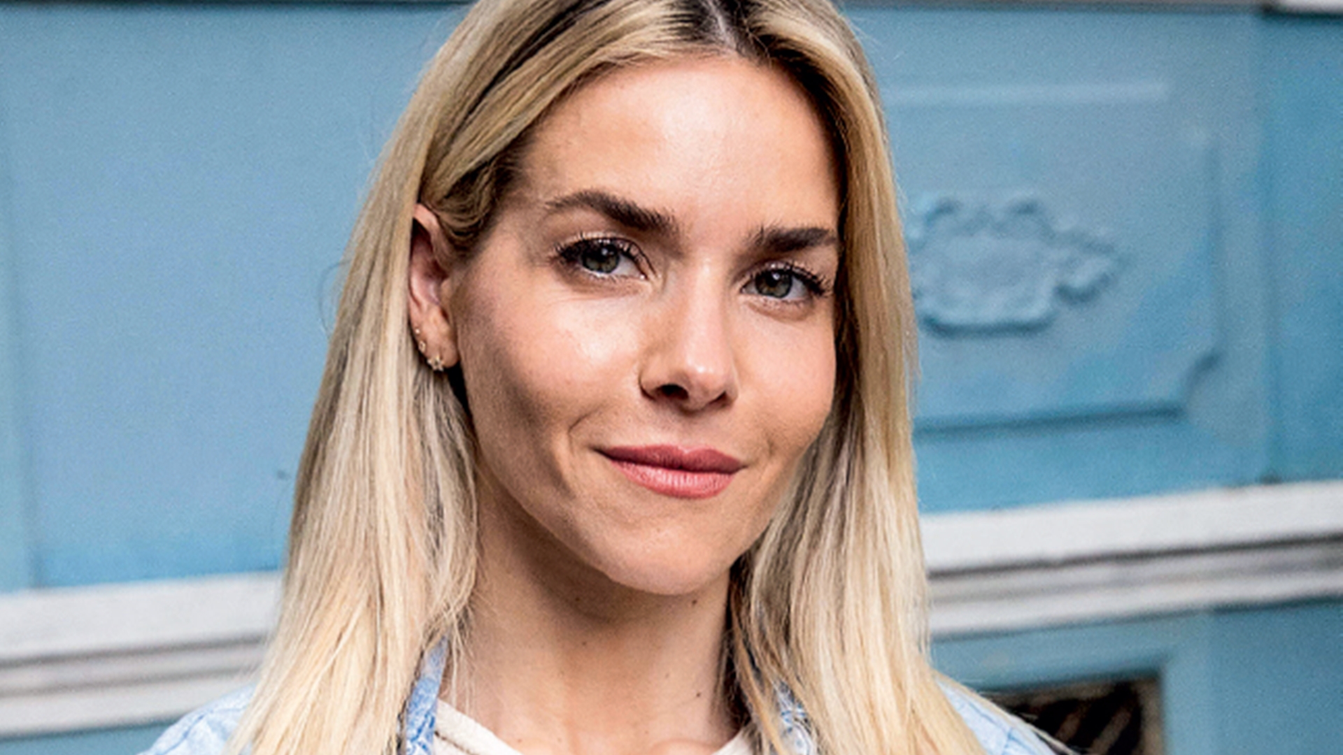 Monique Alfradique se prepara para estreia fora da Globo e revela spoiler: ‘Mais liberdade’