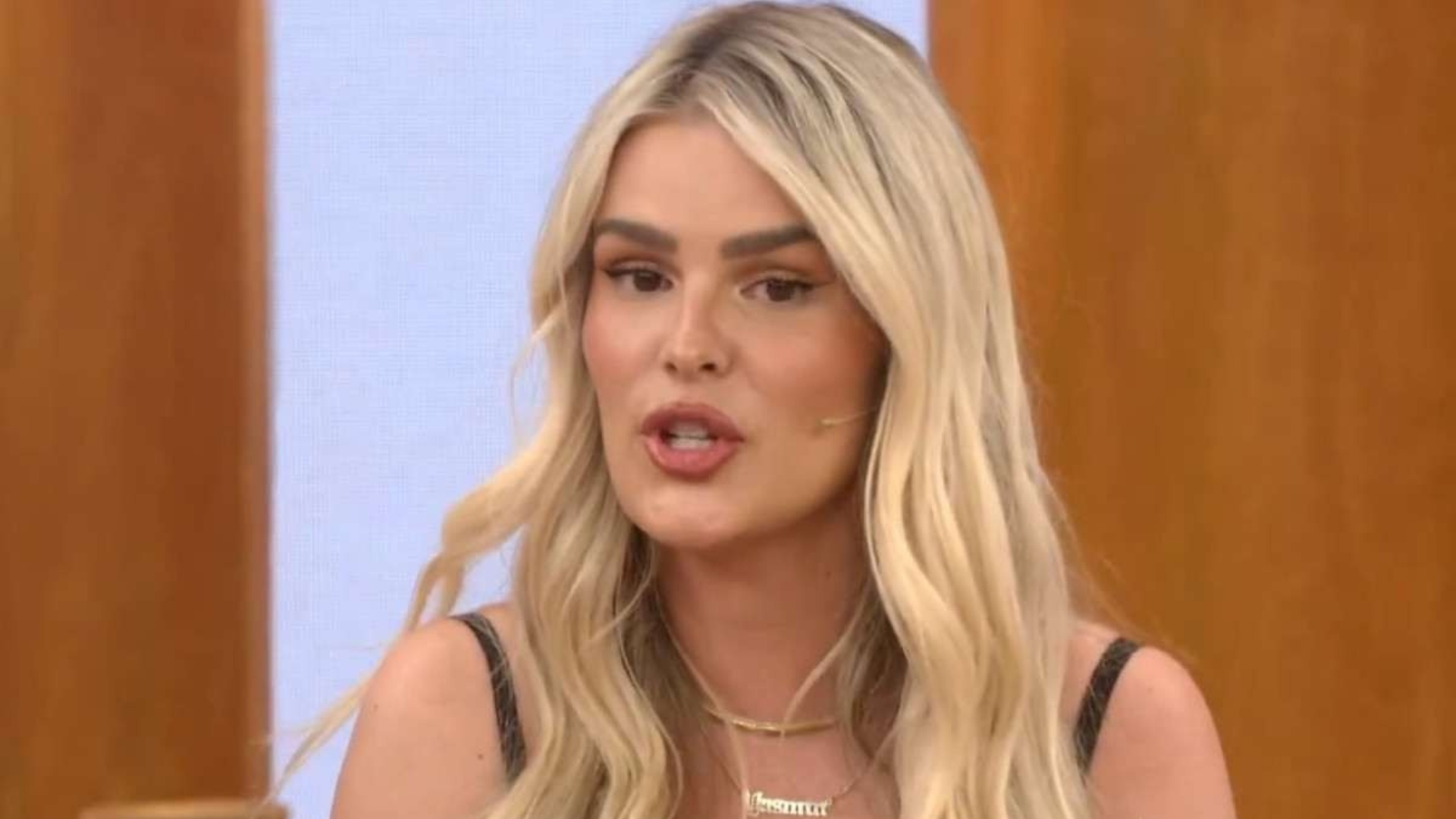 Lipedema: O que é e como é feito o tratamento da condição que afeta Yasmin Brunet?