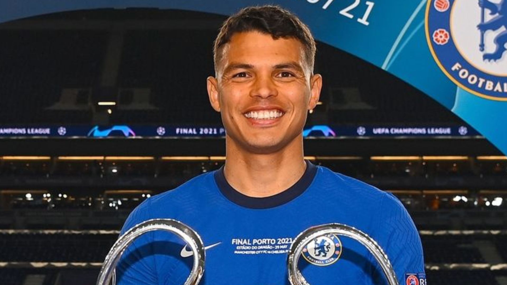 Qual a fortuna do Thiago Silva? Saiba tudo sobre os ganhos do zagueiro brasileiro