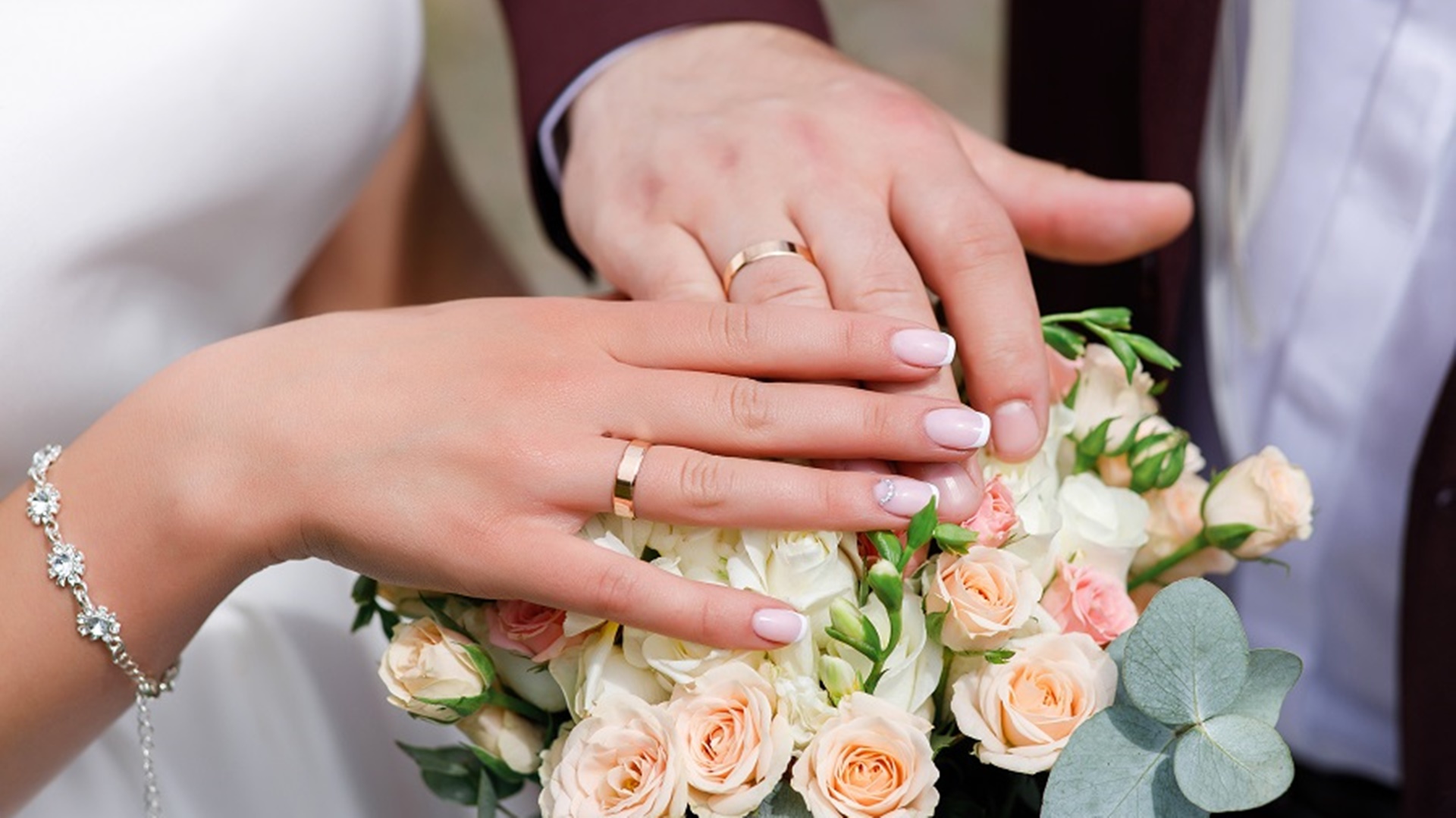 Casal viraliza após fazer lista para evitar convidados chatos em festa de casamento