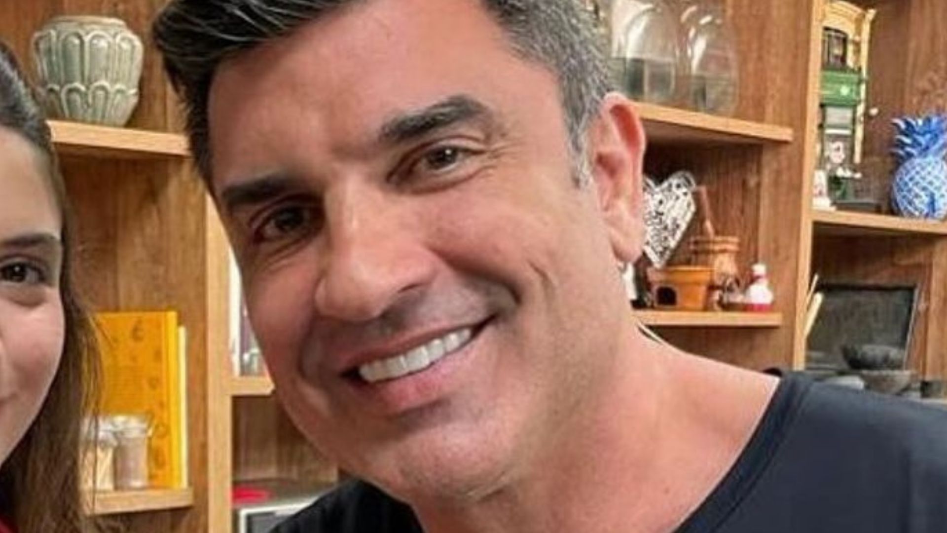 Edu Guedes surpreende fãs em clique inédito com a filha: “Cara do pai”
