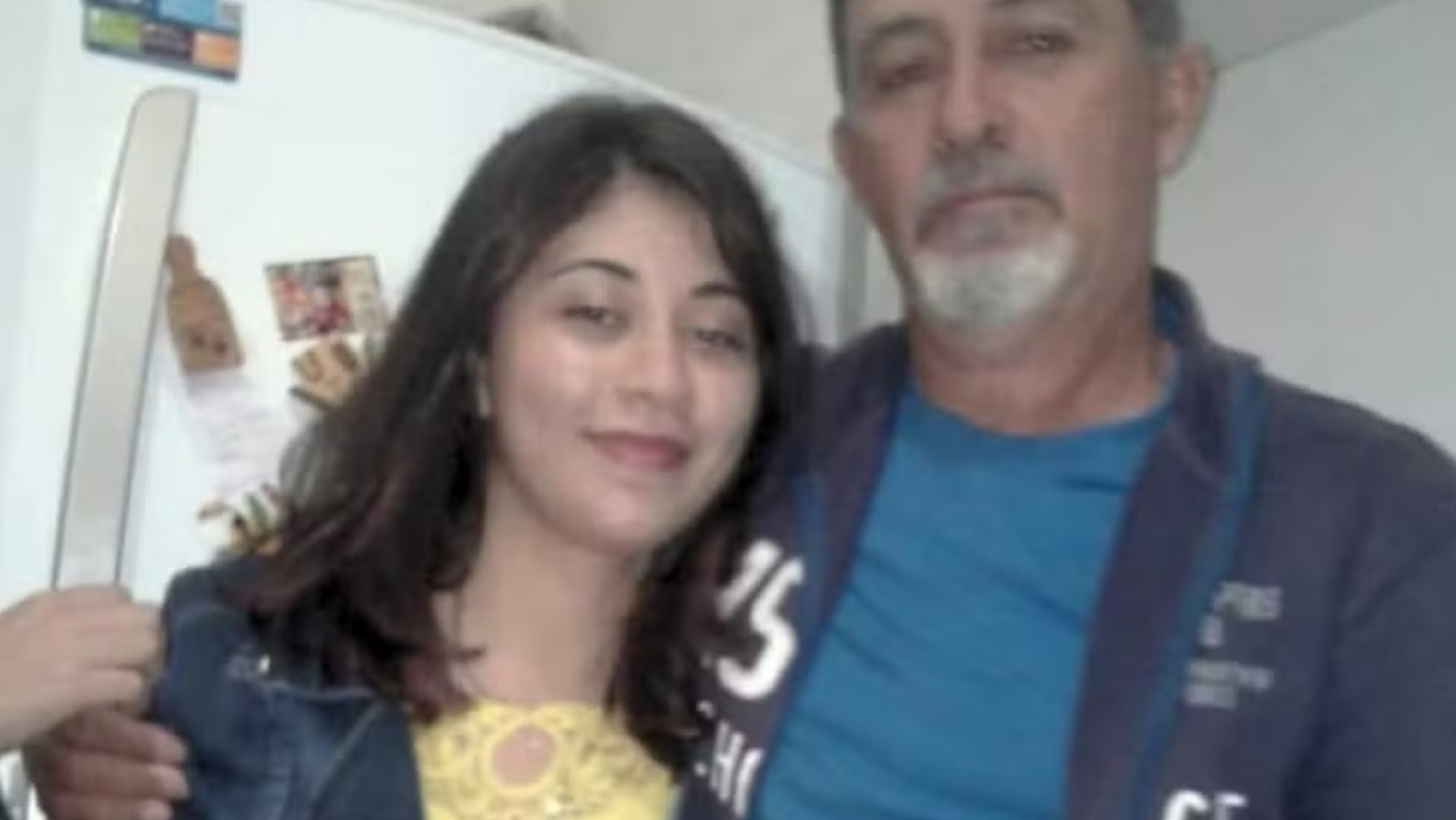 Pai e filha são assassinados dentro de casa por ex-namorado da jovem