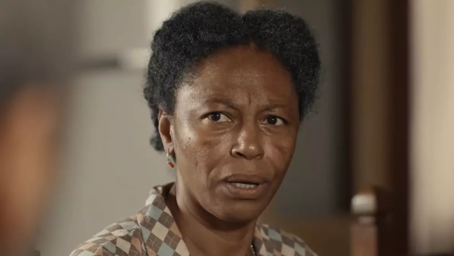 Inácia de Renascer, Edvana Carvalho surge produzida e choca os fãs: “É a filha dela?”