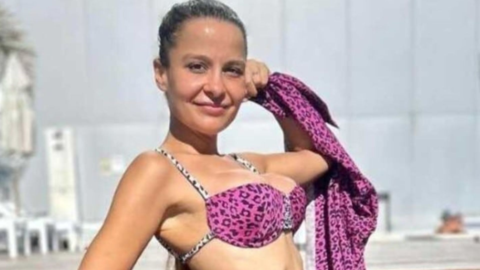 Voltaram? Maiara é flagrada acompanhada do ex-noivo e tenta disfarçar