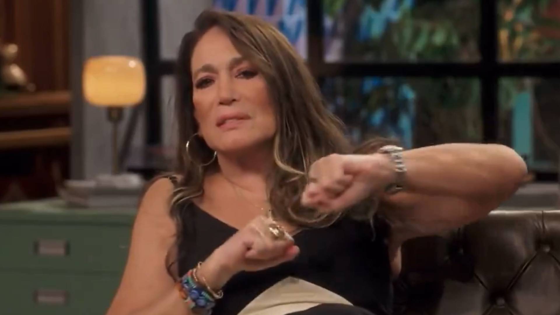 Susana Vieira expõe ereção de atores em cenas de beijo: “Todos casados”