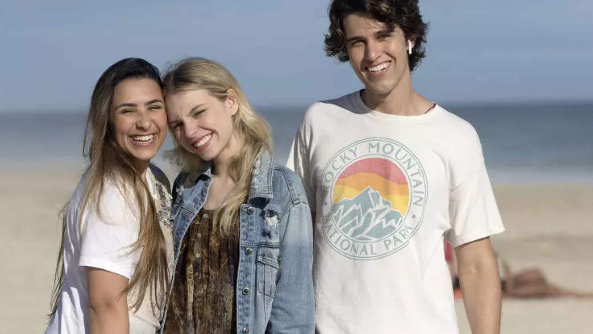 “Avassaladoras 2.0”, com Fefe Schneider e Bibi Tatto, estreia nos cinemas