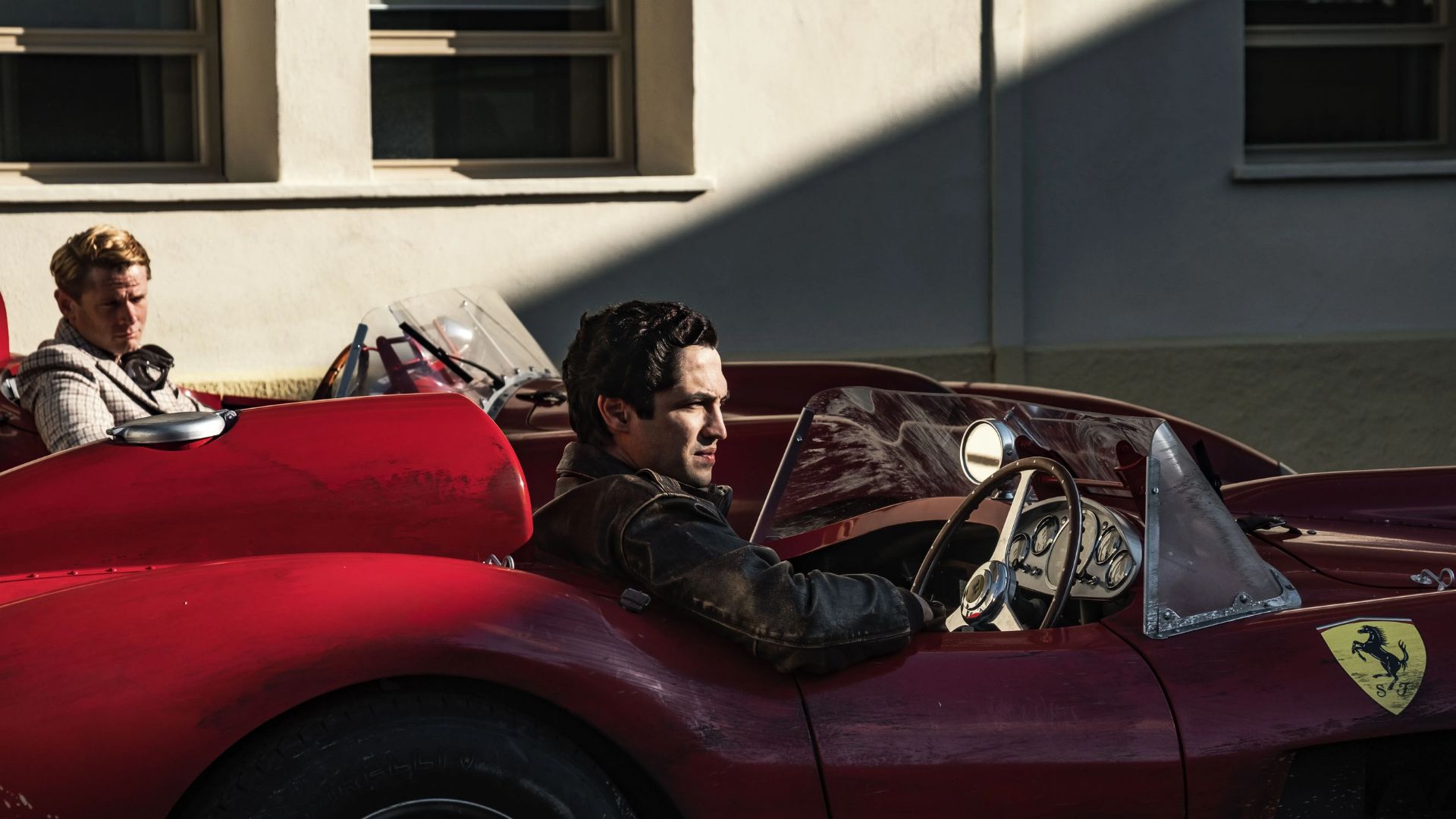 Ferrari, filme com Gabriel Leone e Adam Driver, estreia no streaming