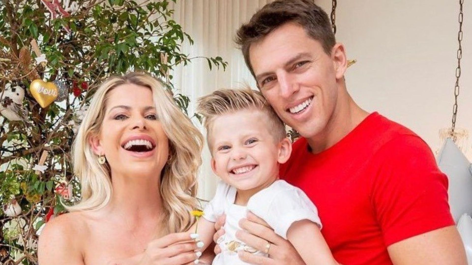 Karina Bacchi toma decisão drástica em meio à guerra com ex-marido por filho