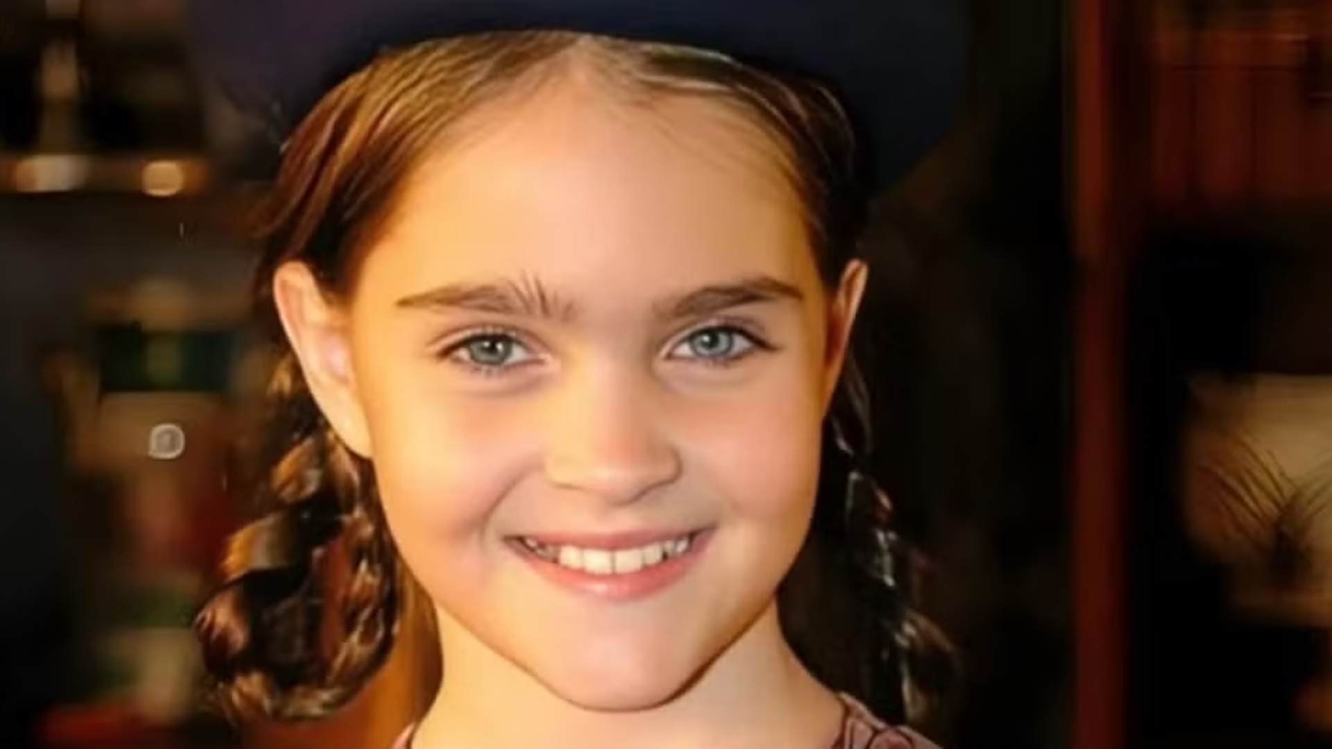 Ritinha de Alma Gêmea, Caroline Smith surge mudada e troca de carreira