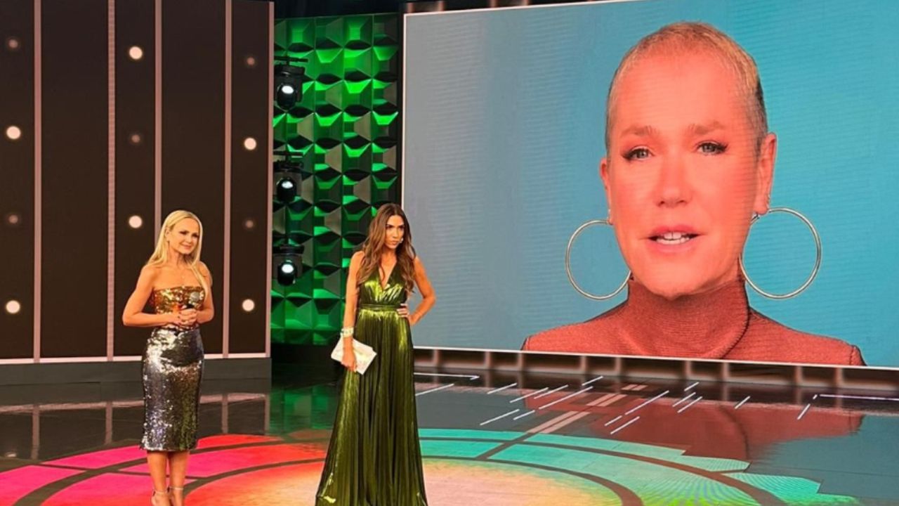 Em noite emocionante, Xuxa participa de despedida de Eliana no SBT