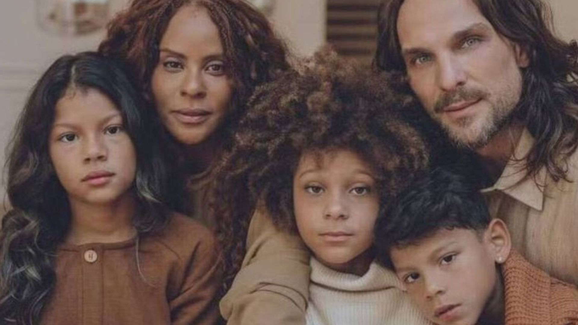 Aline Wirley expõe reação do filho com a chegada dos irmãos: “Oscilações”