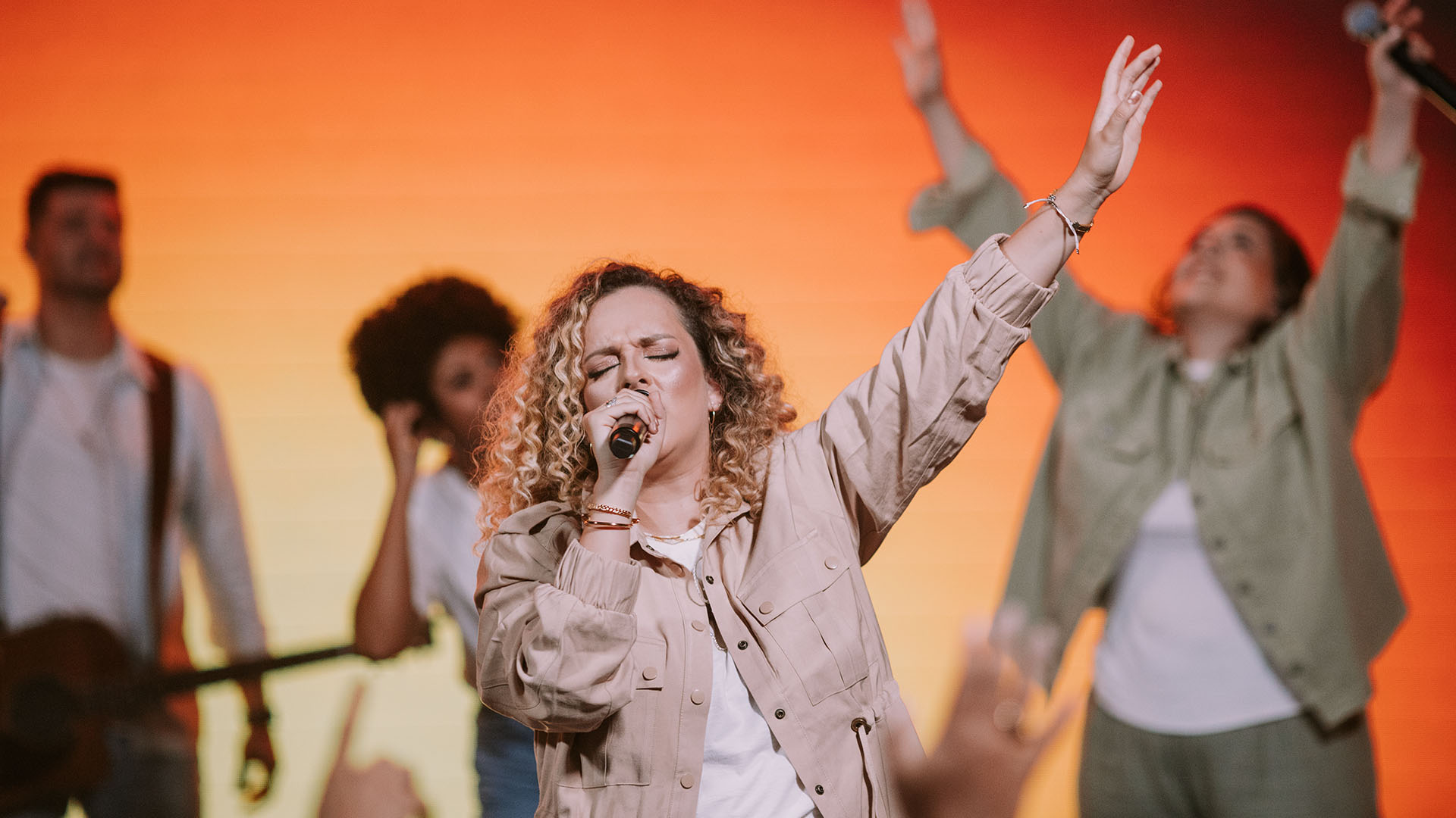 FHOP Music faz participação especial em música inédita de Gabi Sampaio