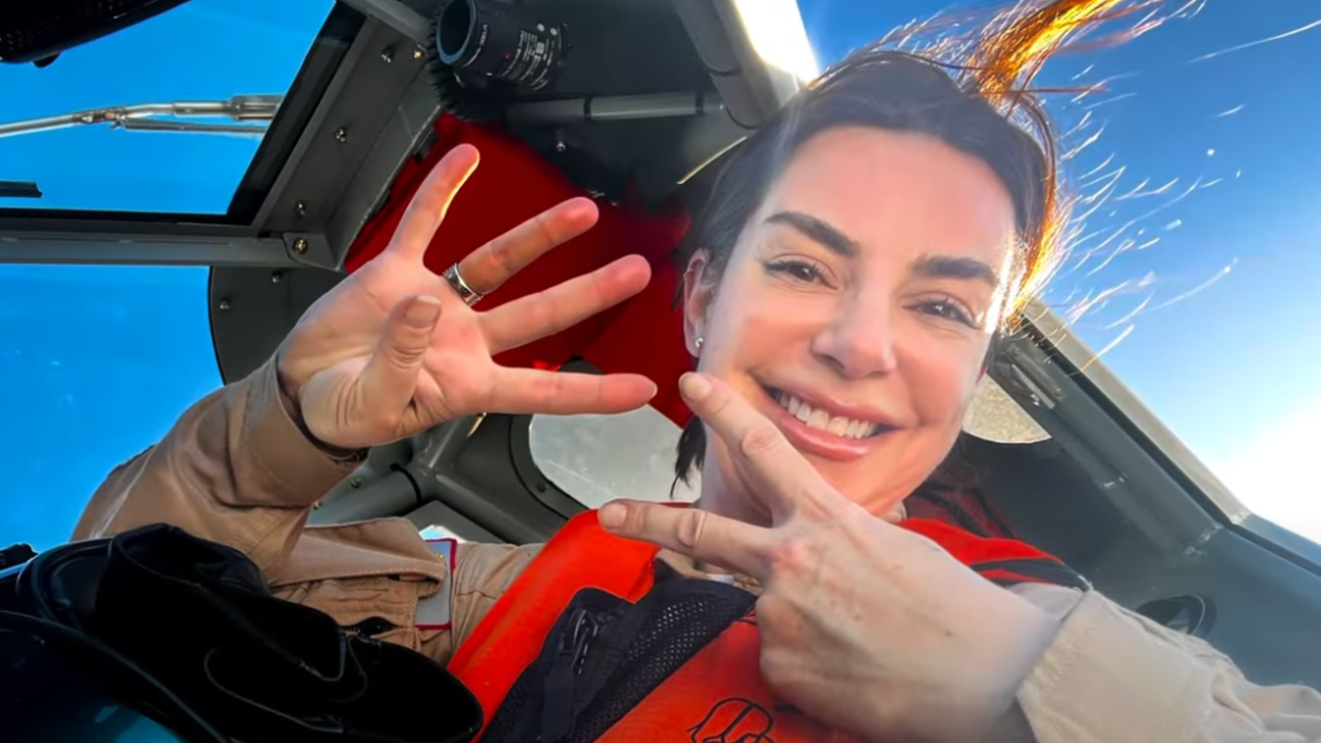 Pilota brasileira de 45 anos morre em combate a incêndio; conheça Juliana Turchetti