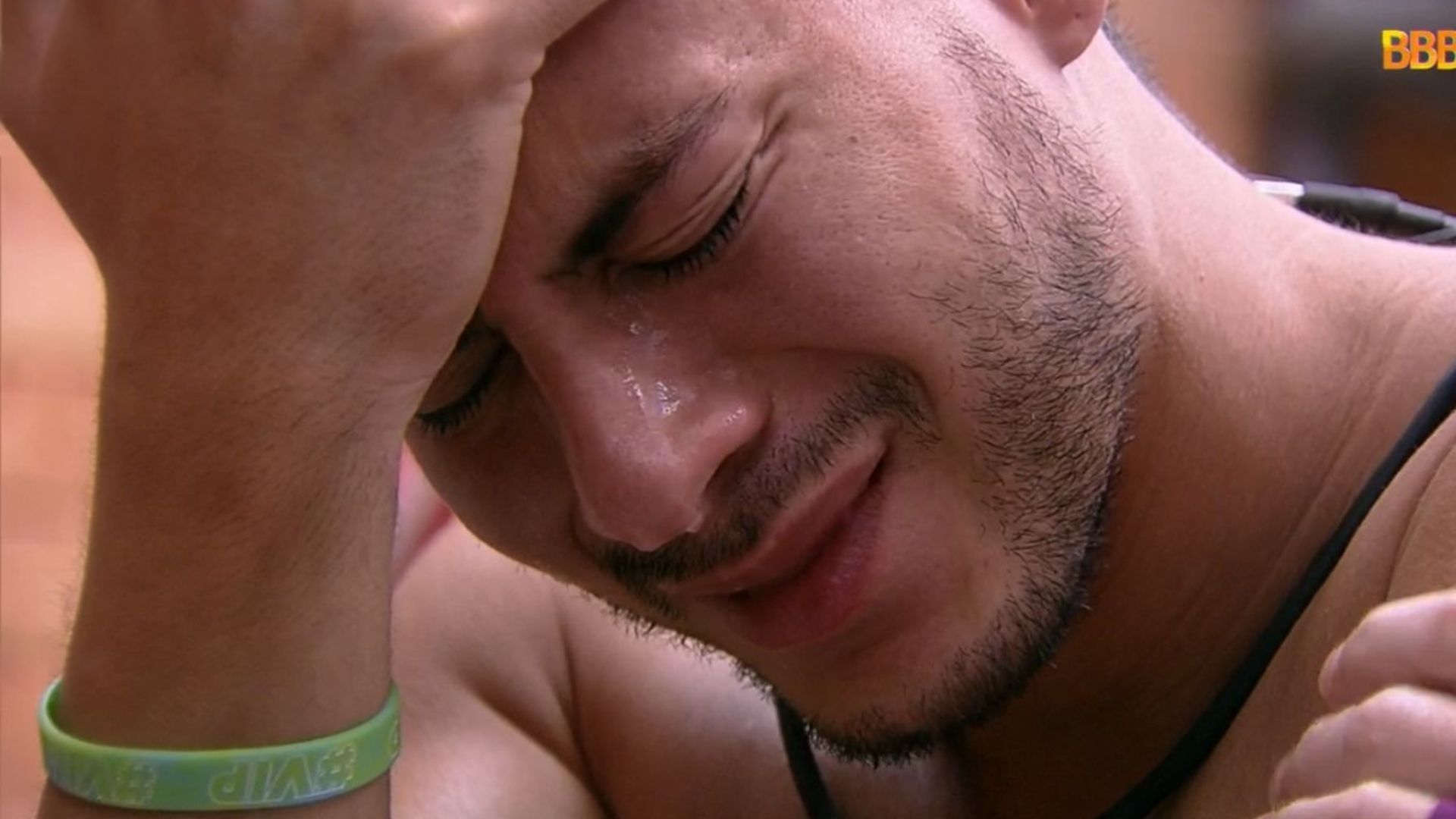 Por que Arthur Aguiar faliu? Apesar da vitória no BBB, ele deve à Maíra Cardi