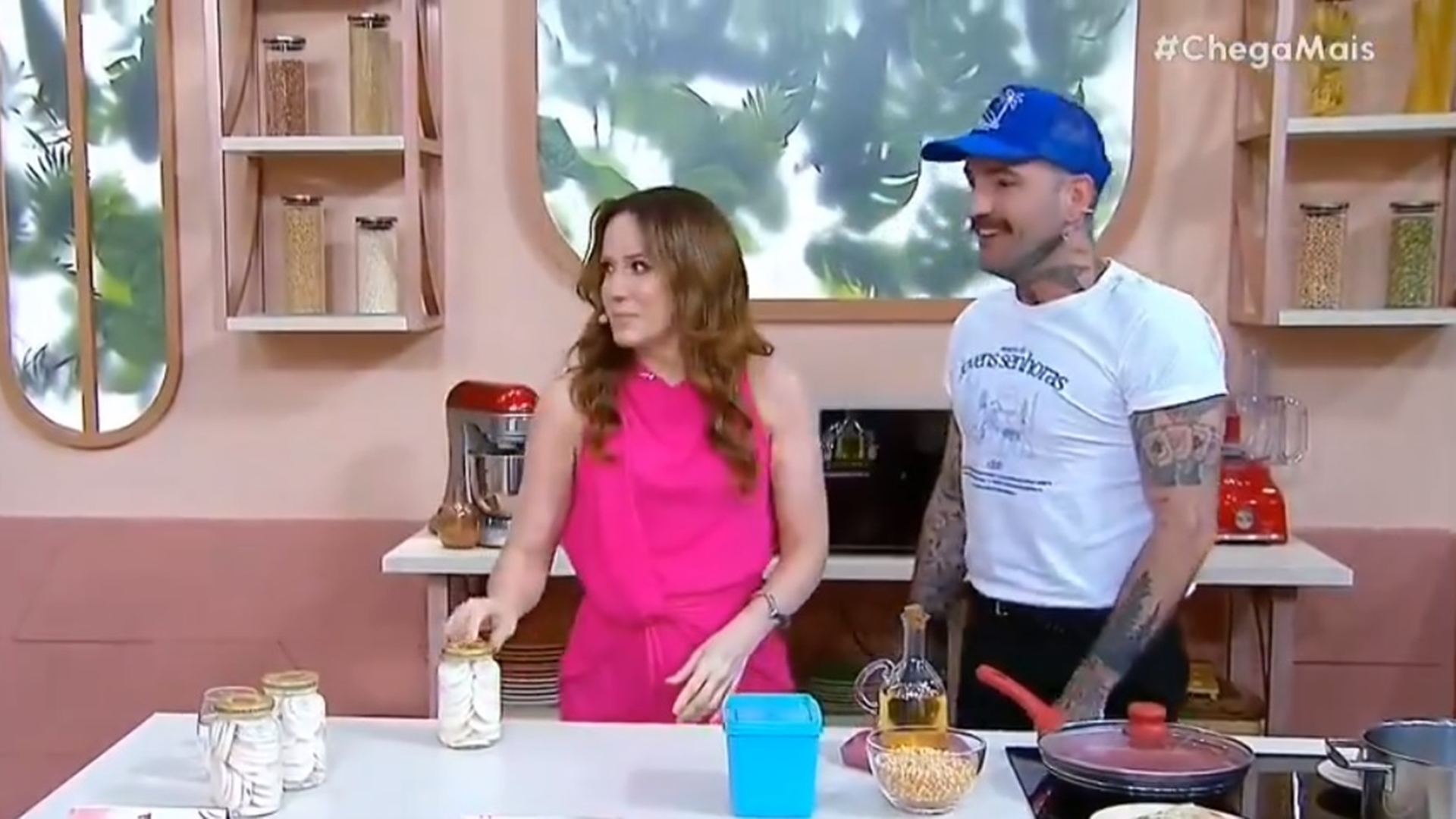 Chega Mais dá dica inútil, tentam disfarçar gafe e Regina Volpato dispara: “Não vem enganar a gente”