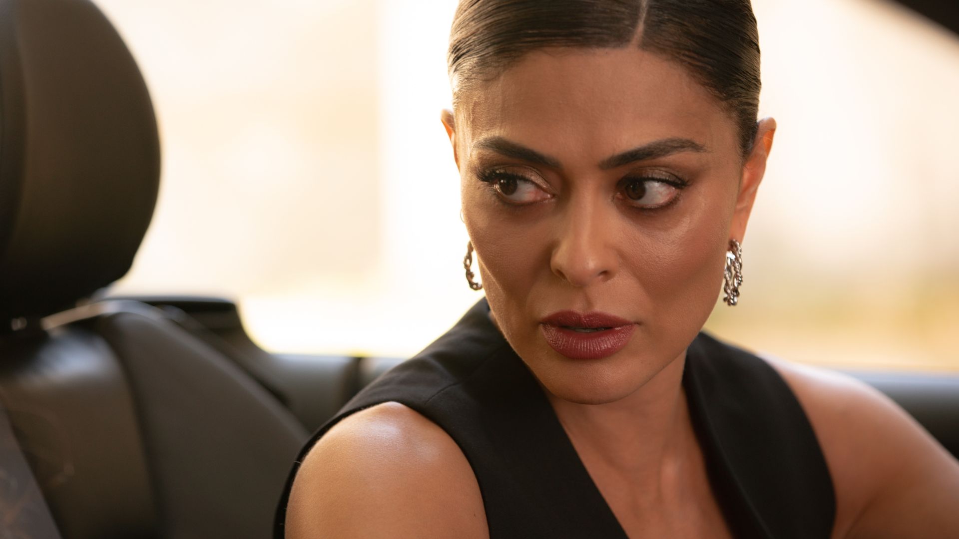 Homem acredita viver romance com Juliana Paes, cai em golpe cruel e perde fortuna