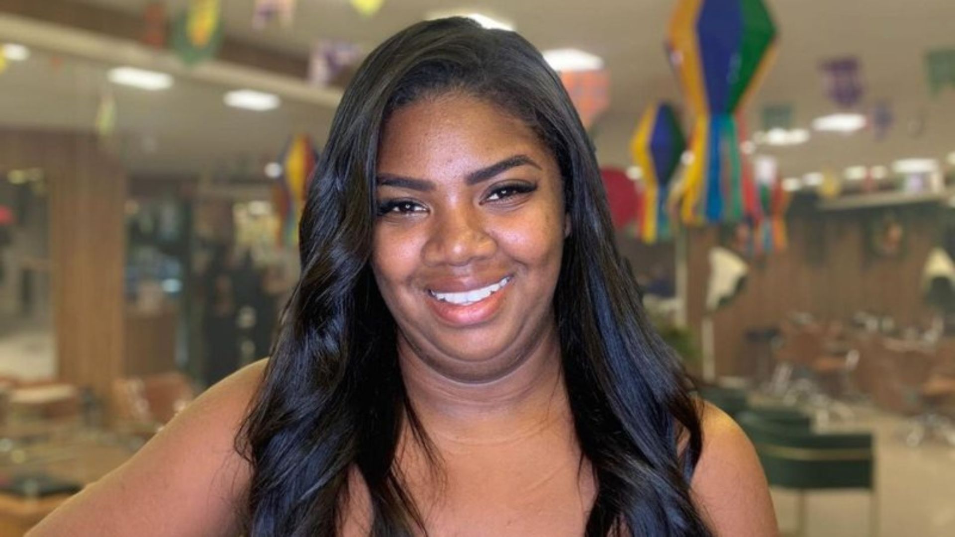 Rainha dos memes e sem vaidade, Raquel Brito é o melhor nome para A Fazenda 16