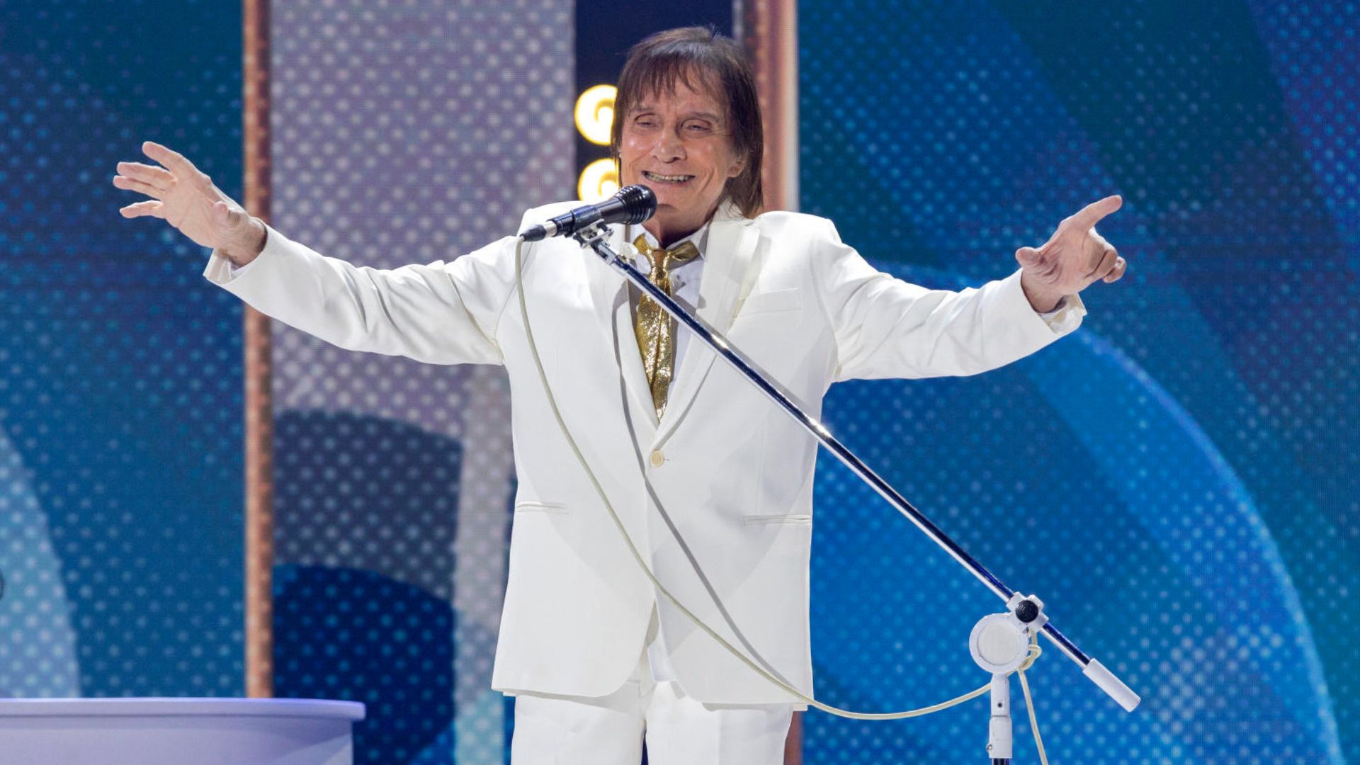 Globo define substituto de Roberto Carlos: cantor assumirá os especiais de fim de ano