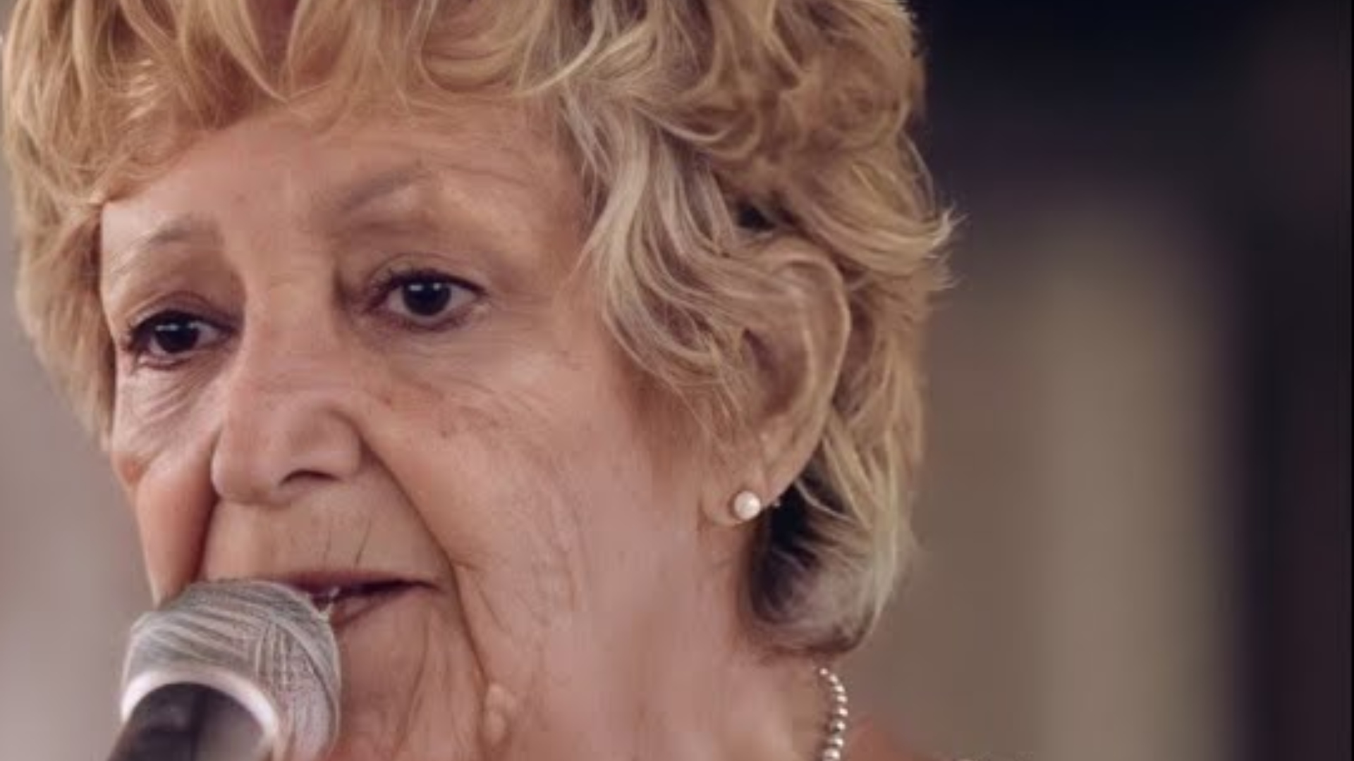 Qual foi a causa da morte da cantora Diana? Artista chegou sem vida ao hospital