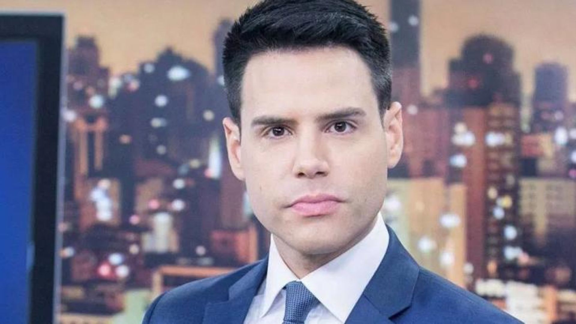 Afastado da TV, Luiz Bacci ganha salário de estrela na Record; saiba o valor
