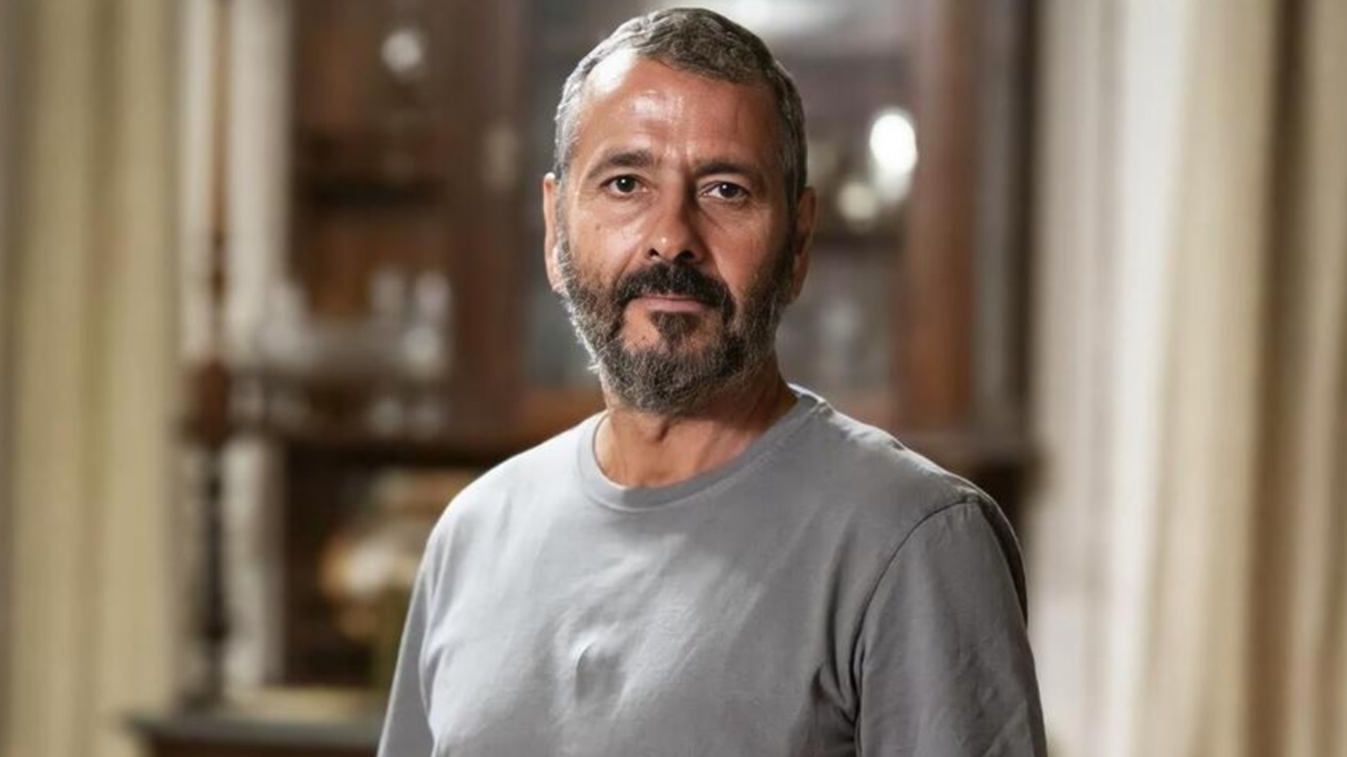 Tchau, José Inocêncio! Marcos Palmeira muda o visual após o fim das gravações de Renascer