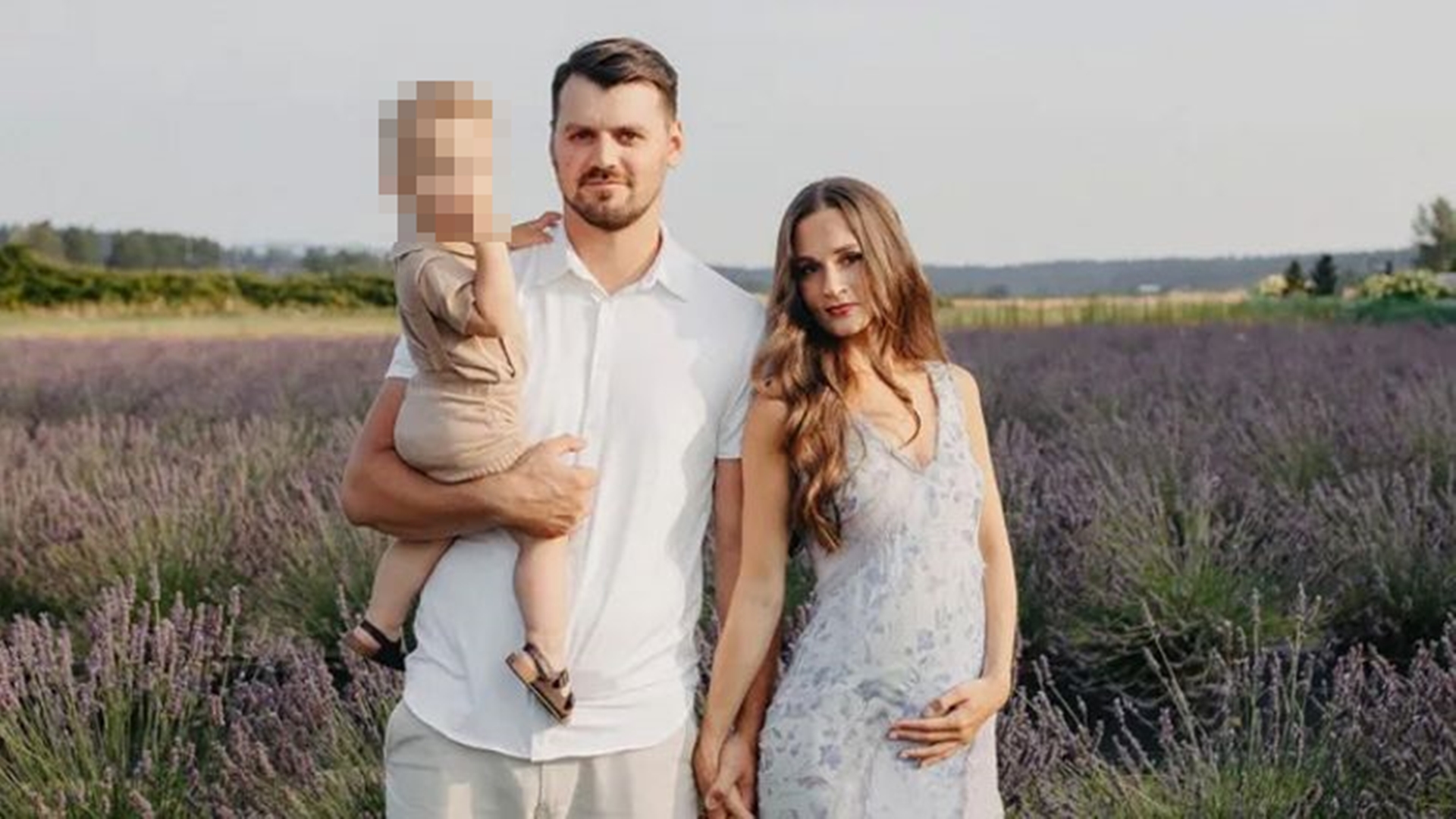 Pai e mãe grávida morrem afogados durante férias e bebê de 1 ano vira órfão