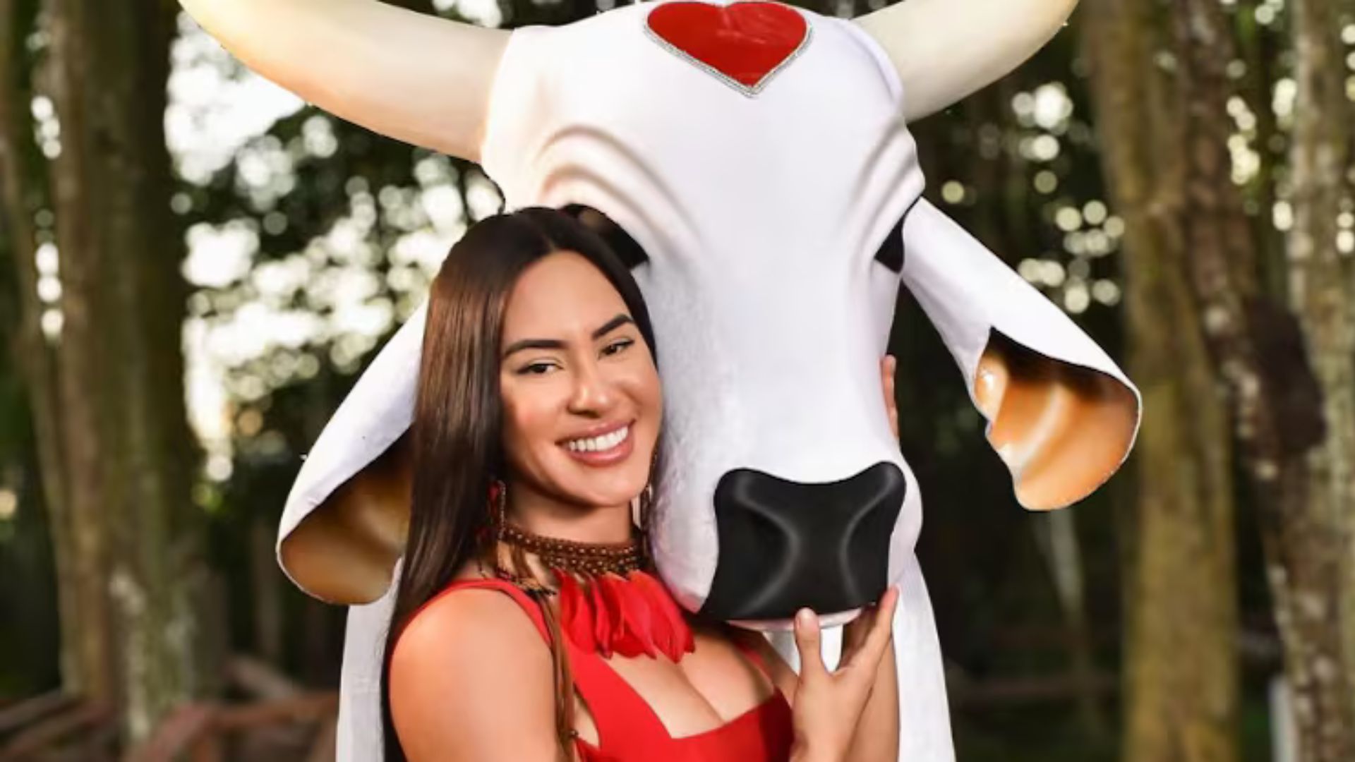 Isabelle adia aposentadoria como cunhã-poranga e anuncia mudança de carreira; saiba qual