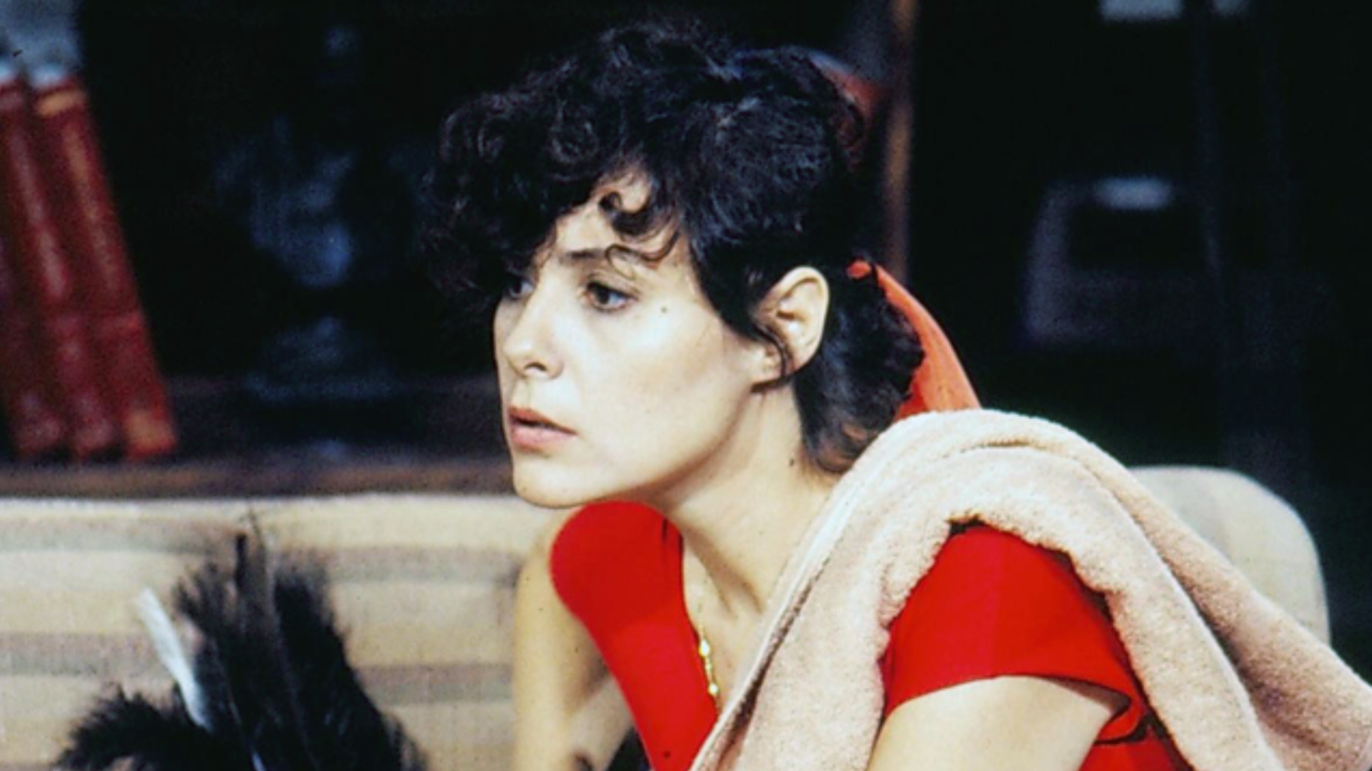 Novela da Globo colocou mulher de biquíni em posição sensual na capa de disco há 39 anos