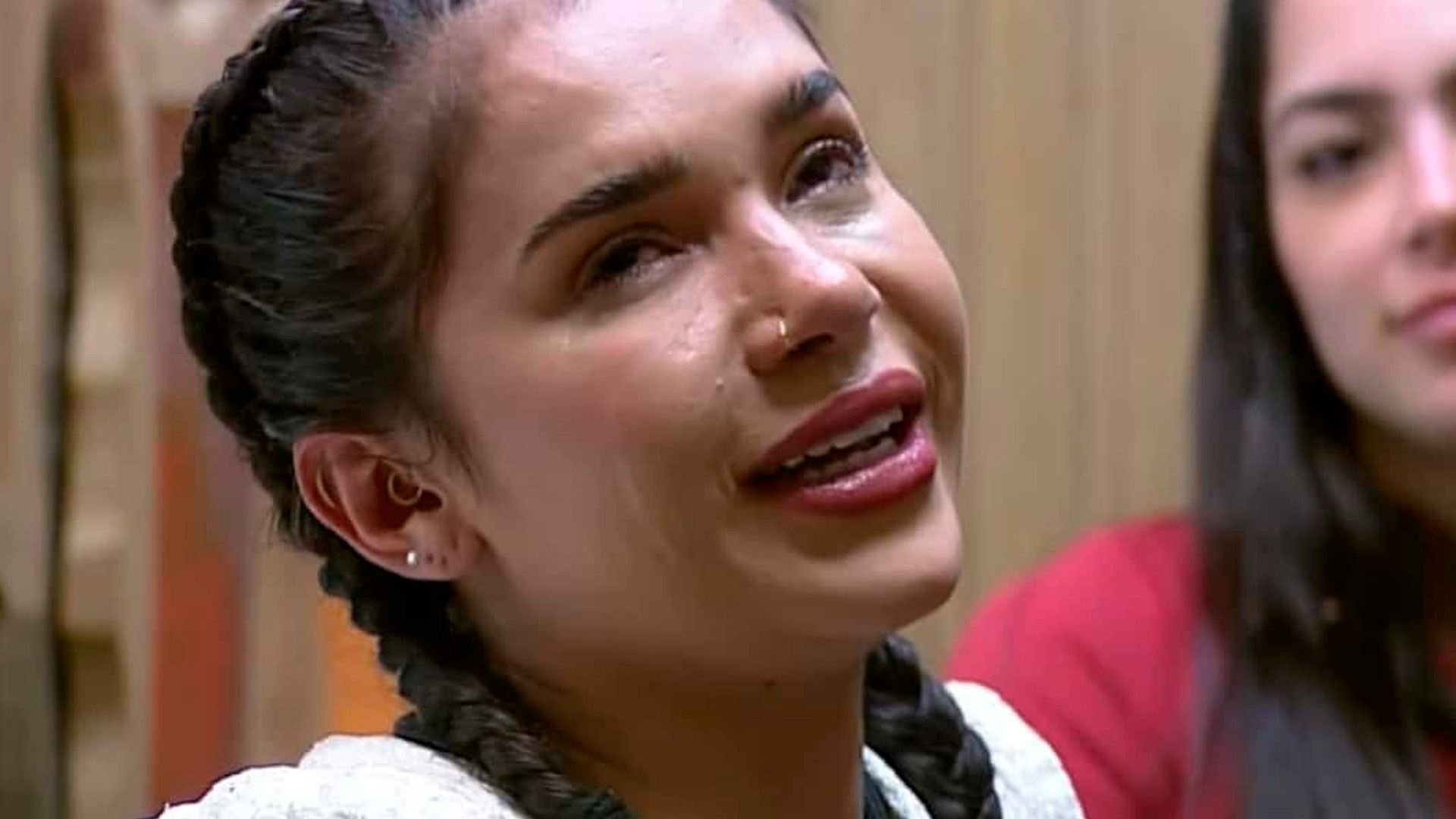Gizelly Bicalho lembra episódios engraçados com gases no BBB: ‘Meus colegas sofreram’