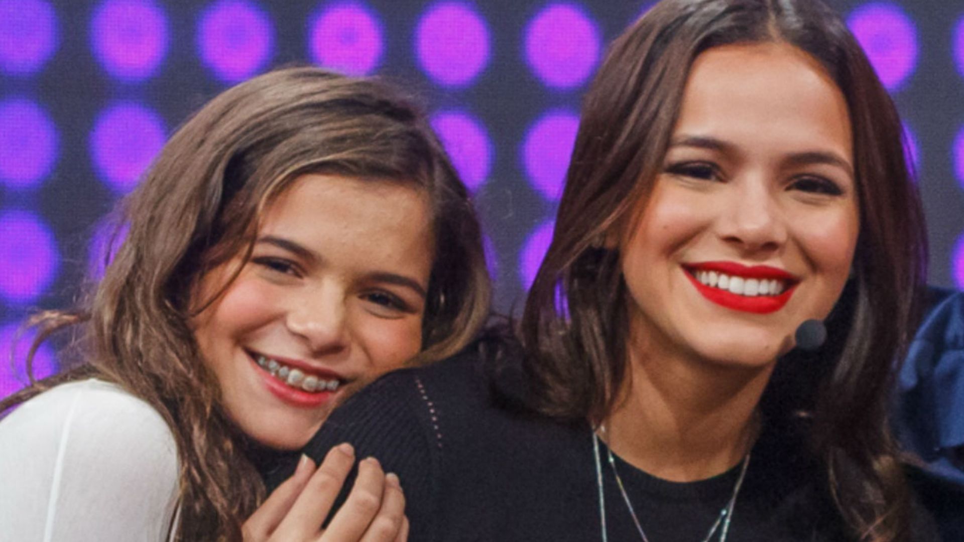 Quem é a irmã de Bruna Marquezine? Veja como ela está após estreia na Globo