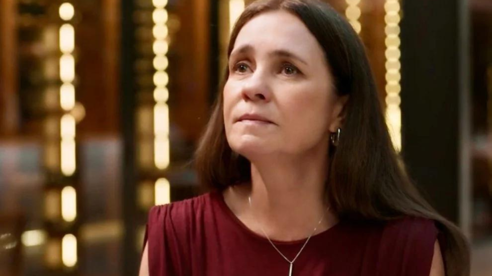 Mania de Você: Mércia inicia romance com personagem inesperado