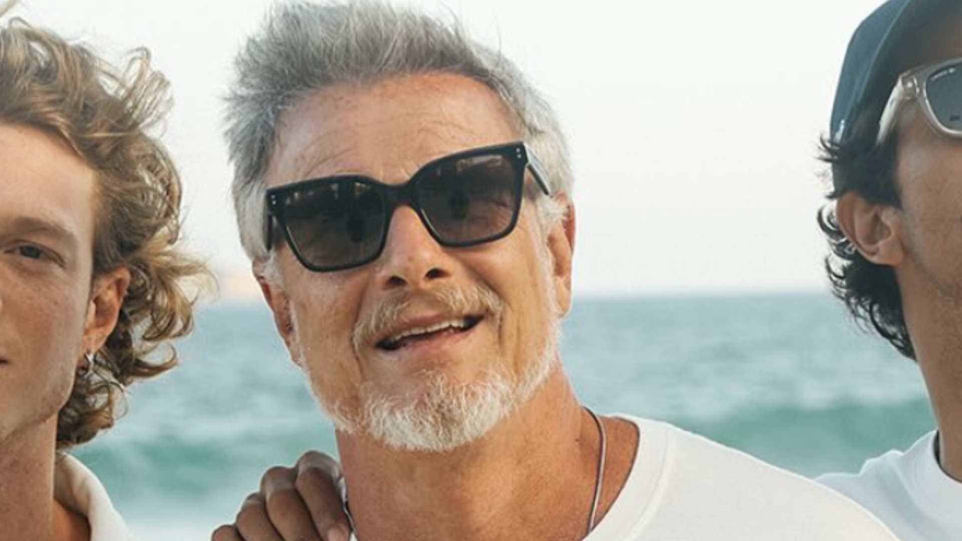 Marcello Novaes rouba a atenção o lado dos filhos e fãs tiram casquinha: ‘A gente cuida’