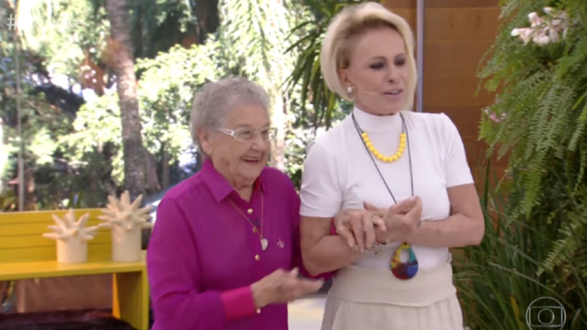 Ana Maria Braga recebe carta psicografada de Palmirinha Onofre: ‘Cuidar da saúde’