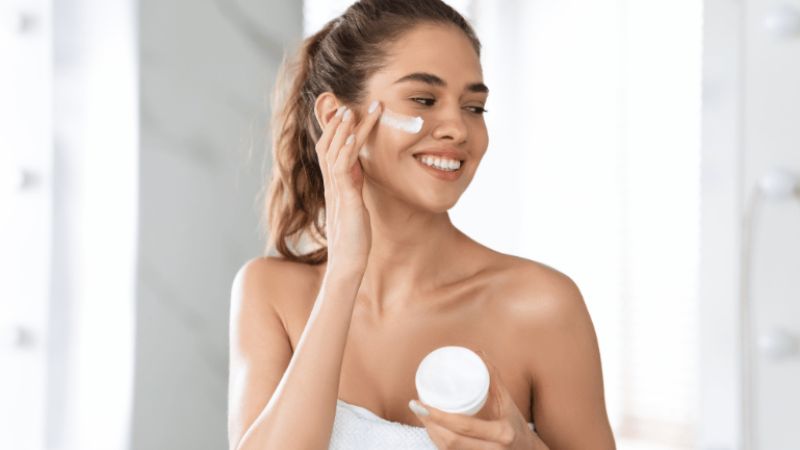 Para um rosto macio: 6 hidratantes perfeitos para o seu skincare