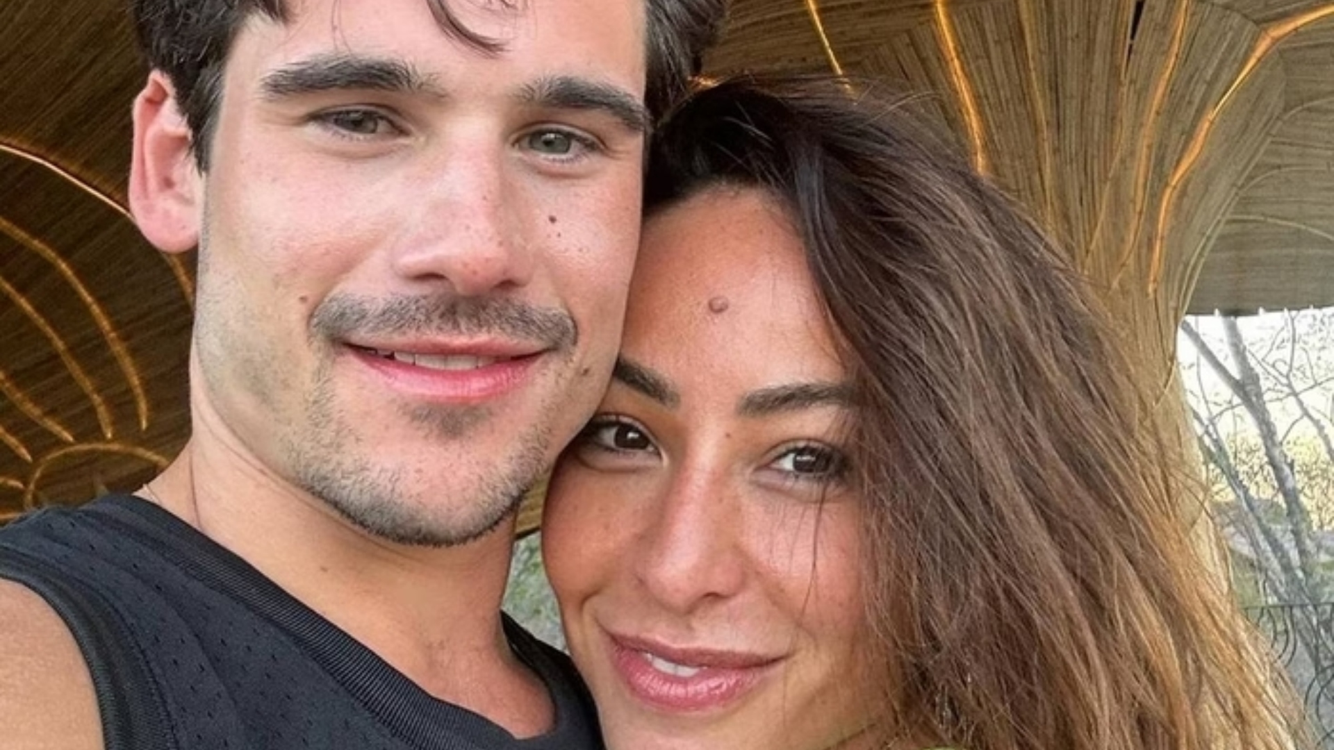 Esperando um bebê, Nicolas Prattes já tinha revelado sonho de ser pai: ‘Em dez anos’