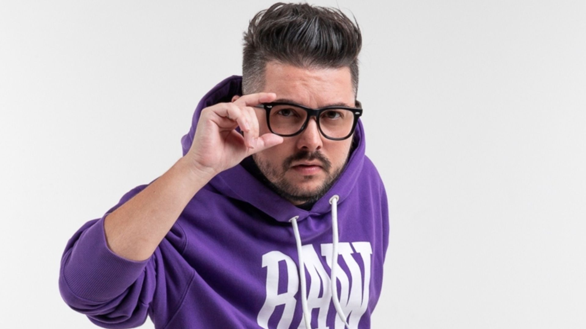 Pe Lanza é internado em São Paulo e show do Restart é adiado