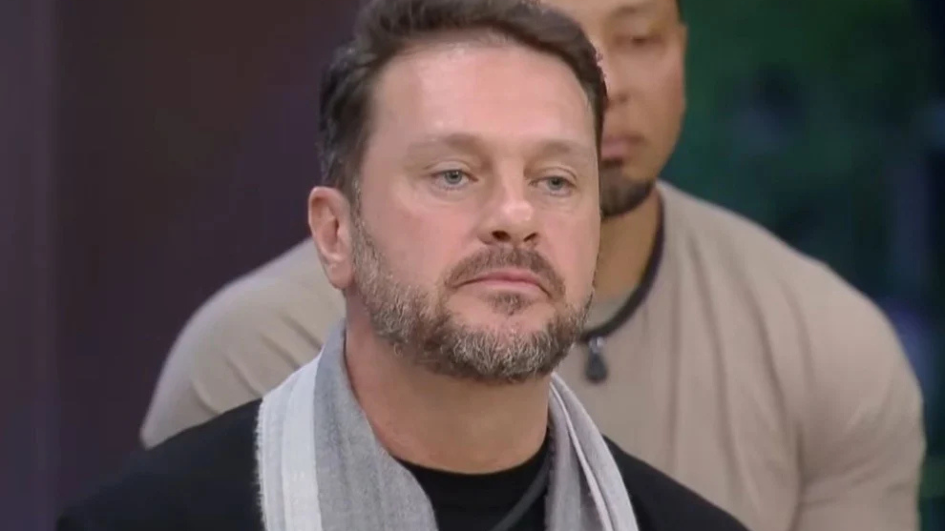 A Fazenda: Albert é acusado de maltratar animais e se revolta: ‘Covardia’