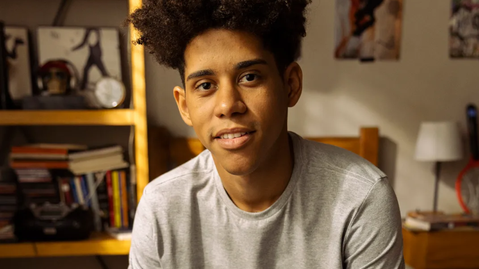 Cauê Campos revela impacto de crescer em frente às câmeras: ‘Levo tudo num ritmo diferente’