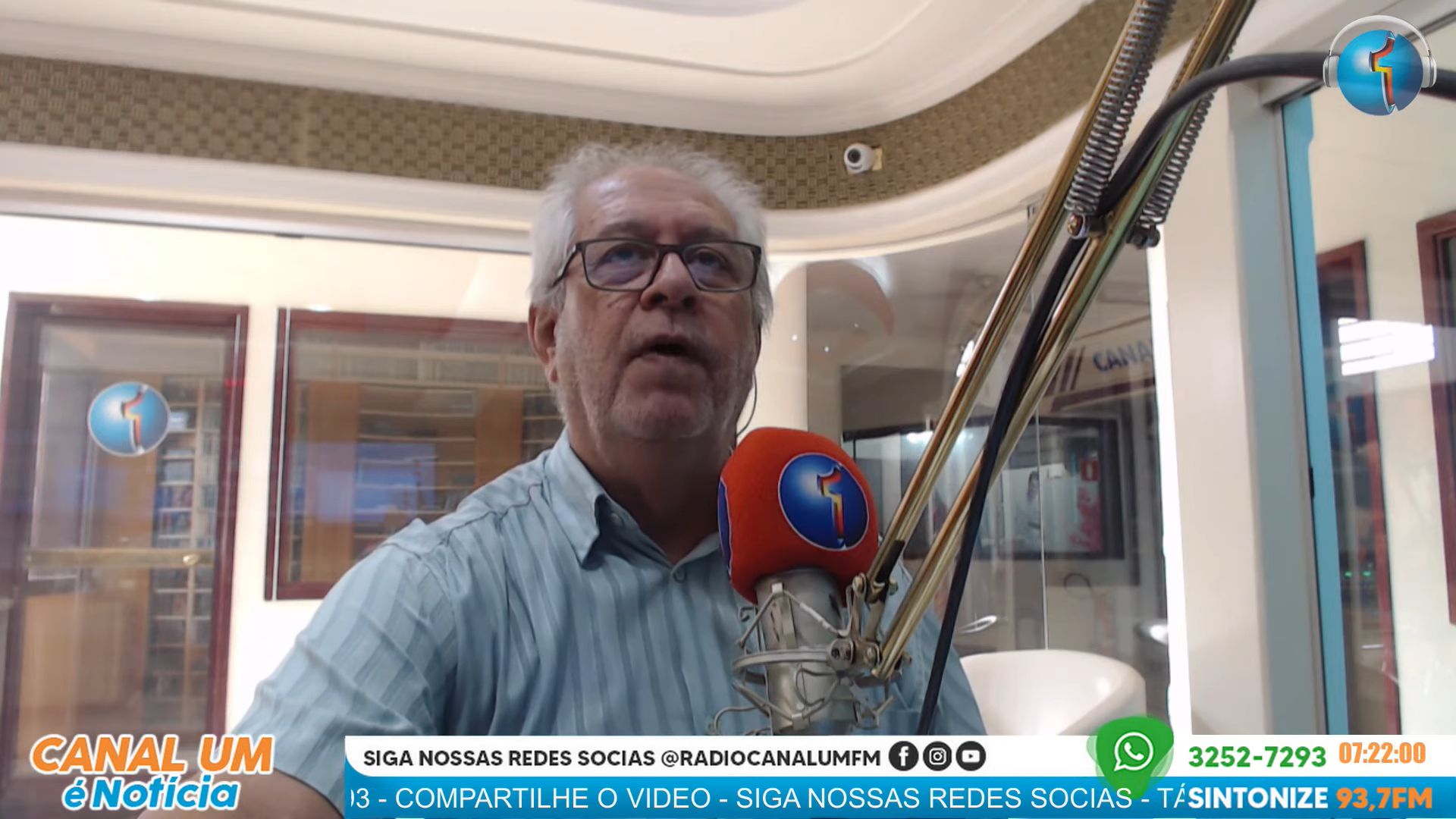 Apresentador comete gafe ao vivo e chama presidente dos Estados Unidos de Bin Laden; veja