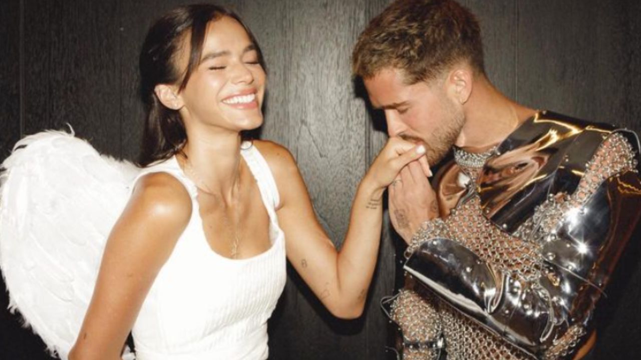 Bruna Marquezine se declara a João Guilherme e posta cliques românticos: ‘Te amo’