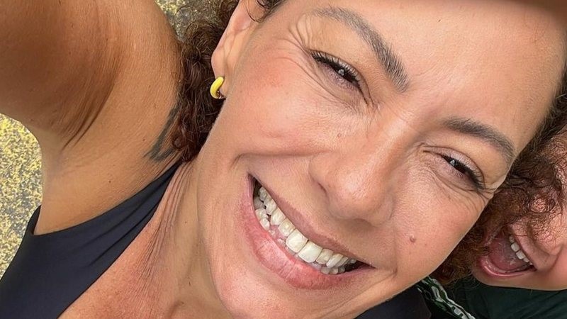 Fabiula Nascimento faz raríssimo clique com os gêmeos e se declara: ‘Livres e felizes’