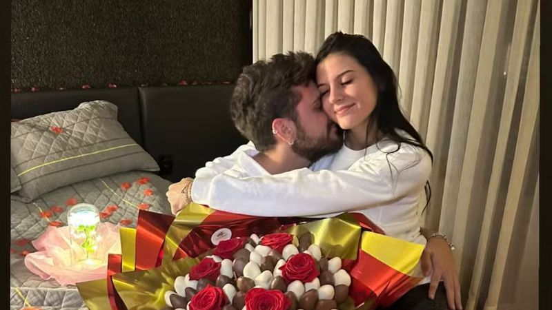 Gustavo Mioto faz texto emocionante para Ana Castela no Grammy Latino: ‘Te amo’