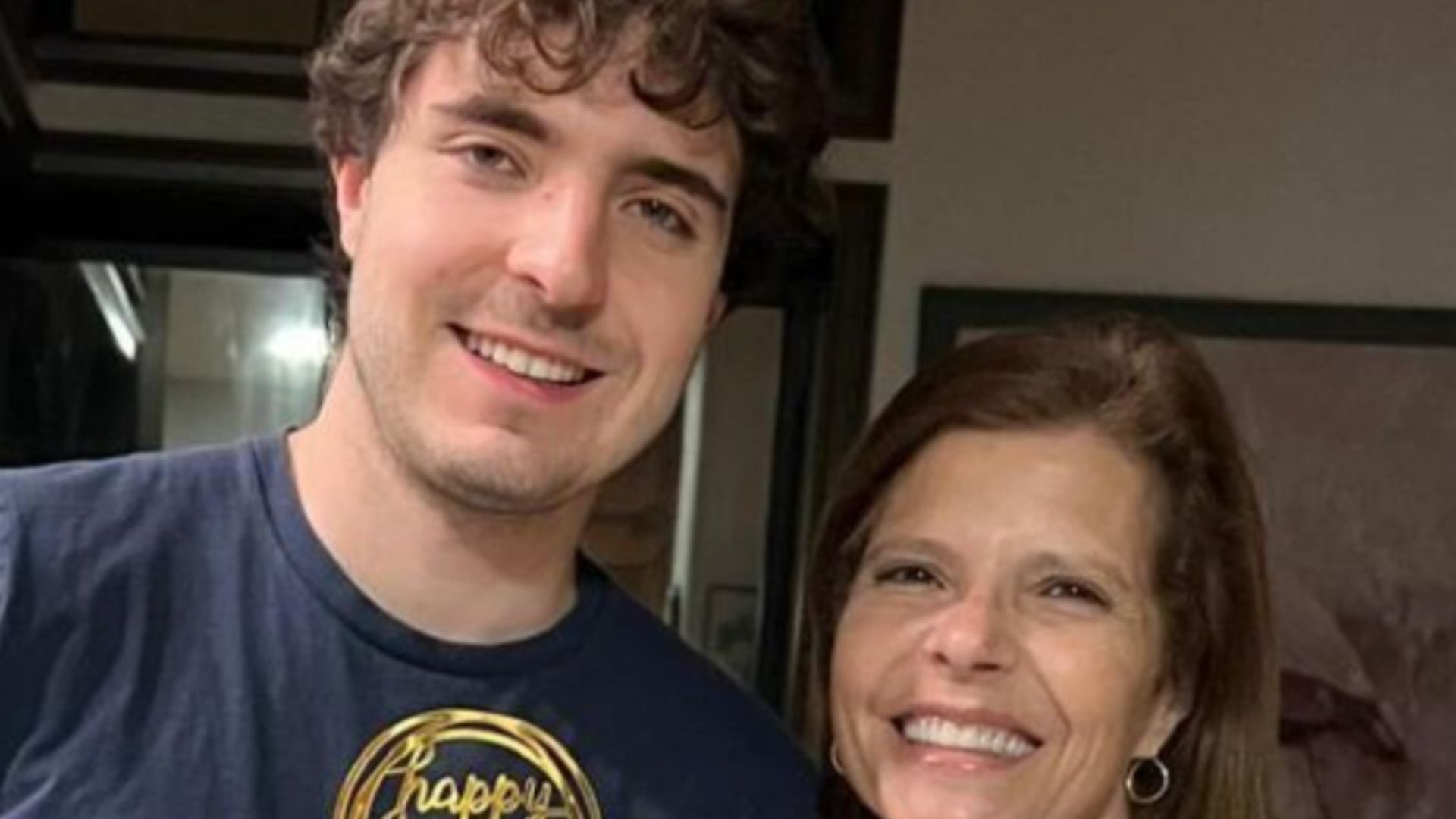 Após briga judicial, Rose Miriam se declara ao filho mais velho: ‘Amor da minha vida’