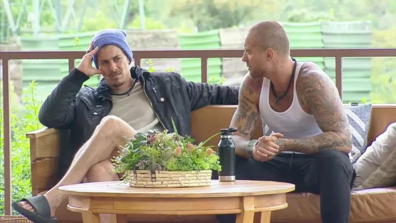 Sacha Bali afirma ser mais perseguido em A Fazenda do que Davi e Juliette: ‘Pior’
