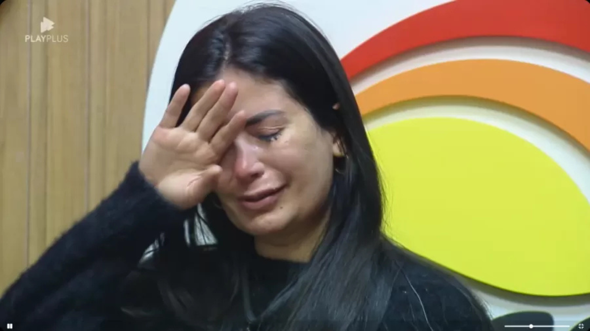 A Fazenda: Vanessa chora e fala em desistir: ‘Vamos Babi?’