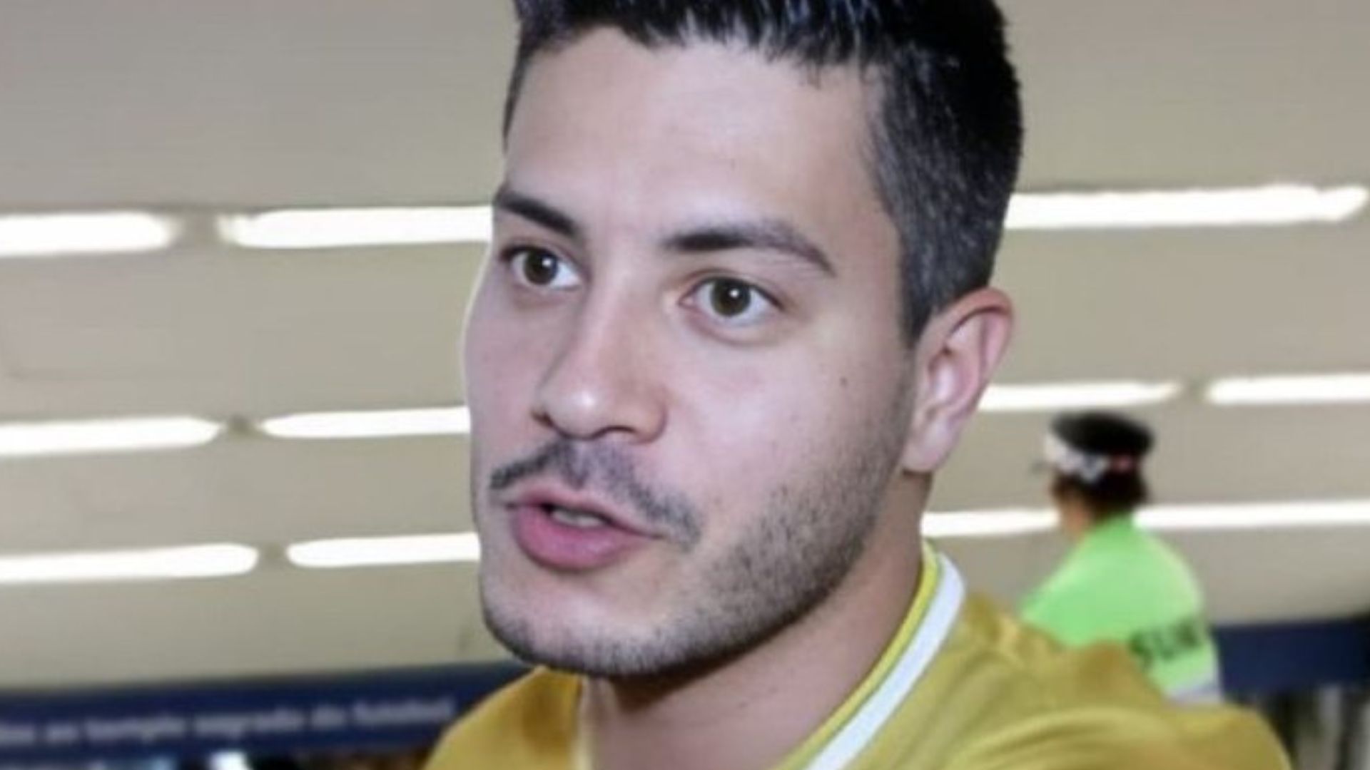 Arthur Aguiar tem reação inesperada ao ser questionado sobre traição: ‘Você sabe’