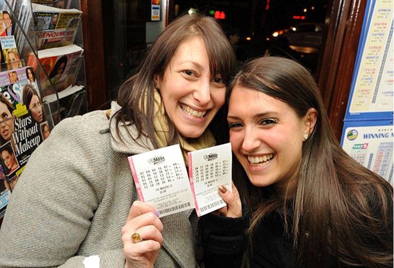 R$ 5 bilhões te esperam: jogue Mega Millions online
