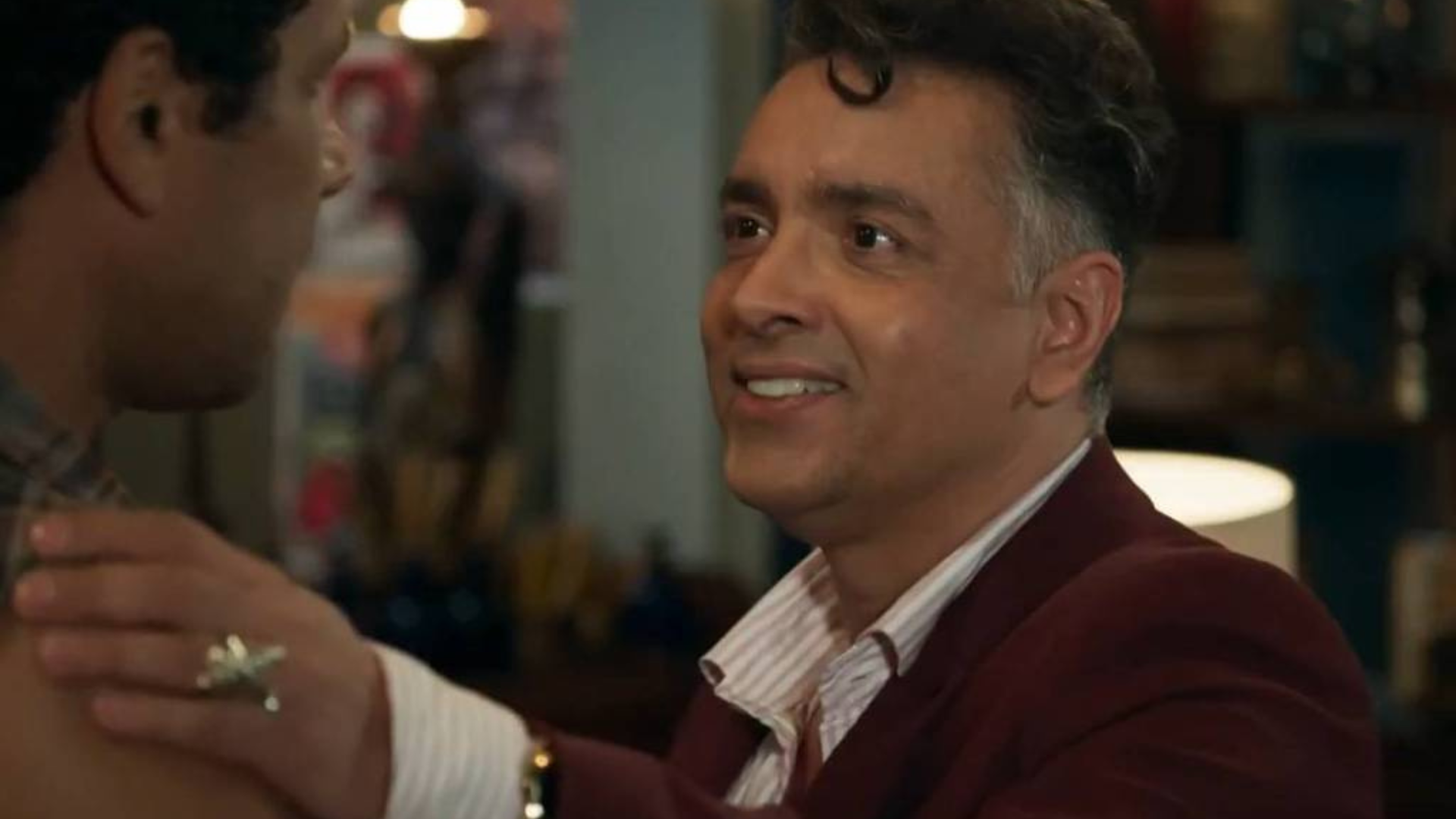 Globo corta cena de ‘Volta por Cima’, e ator reclama de ‘censura e homofobia’